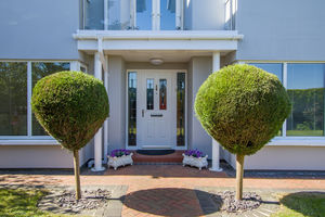 Photo 24- click for photo gallery